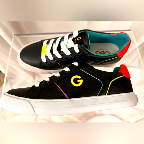 GBG Los Angeles Omera Woman’s Black Faux Leather Sneaker 6 1/2 M New in box ! - Picture 5 of 10